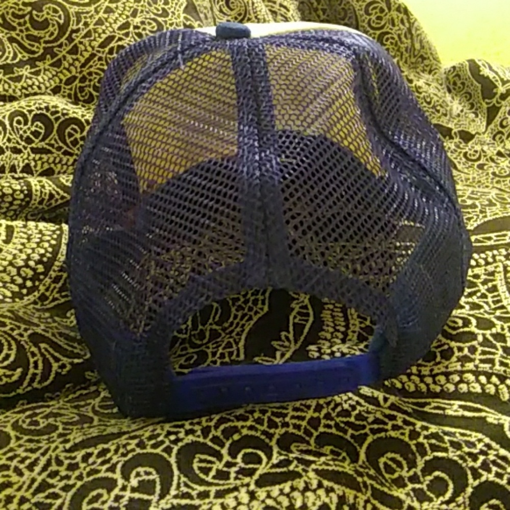 Hat - Picture 2 of 3